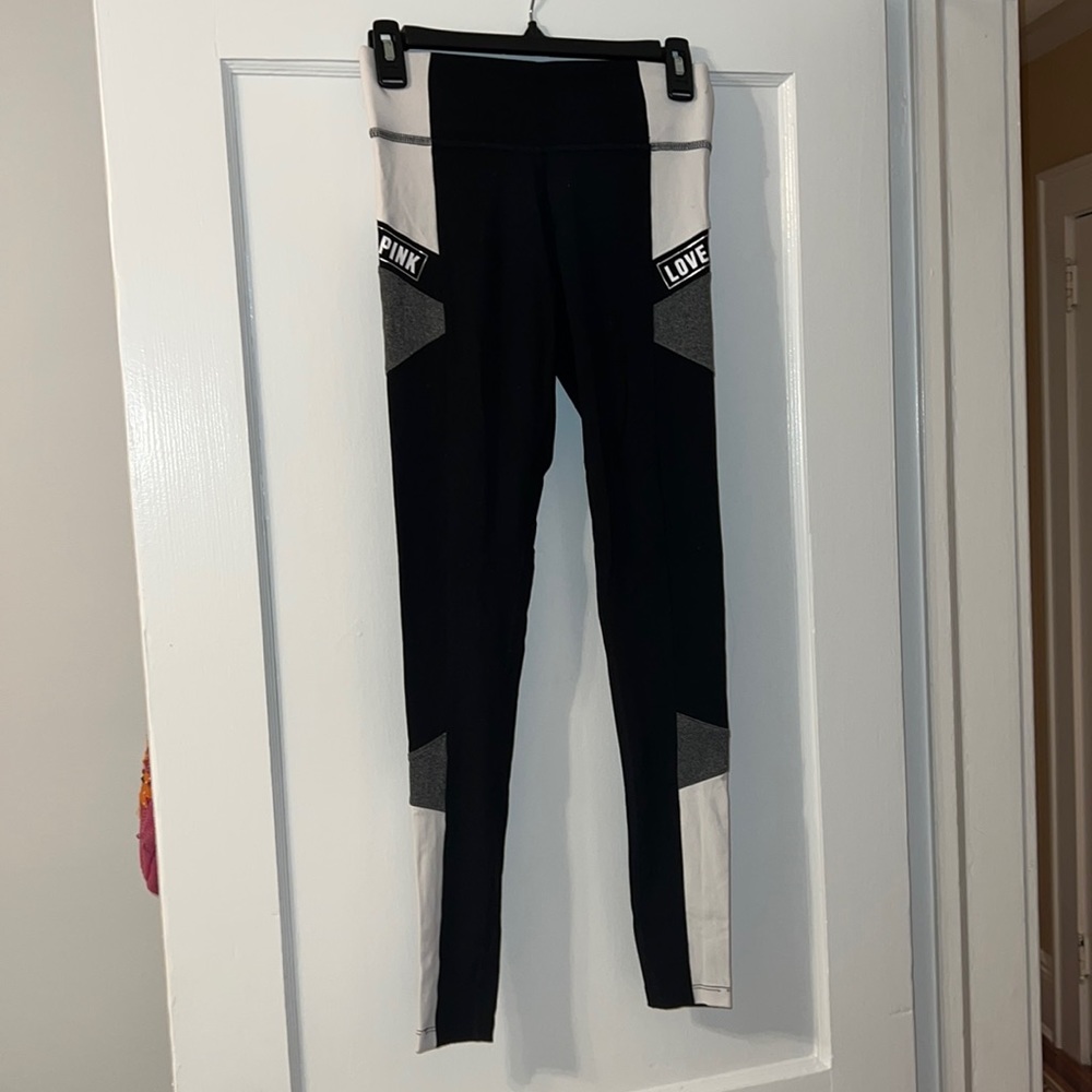 VS Pink Leggings